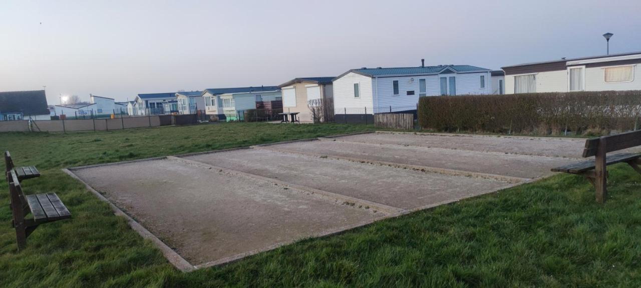 Przytulny Domek Holenderski Z Podgrzewanym Odkrytym Basenem Do Dyspozycji Gosci De Haan Exterior foto